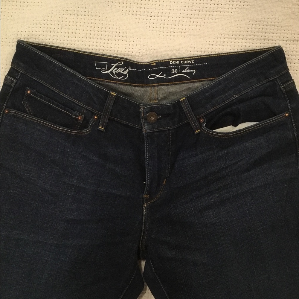 LEVI’S JEANS - Picture 9 of 10